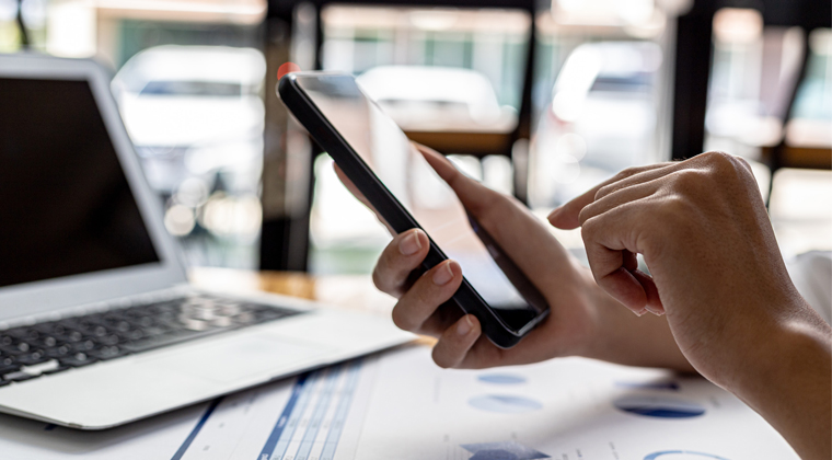 How to Control Business Mobile Costs without Compromise